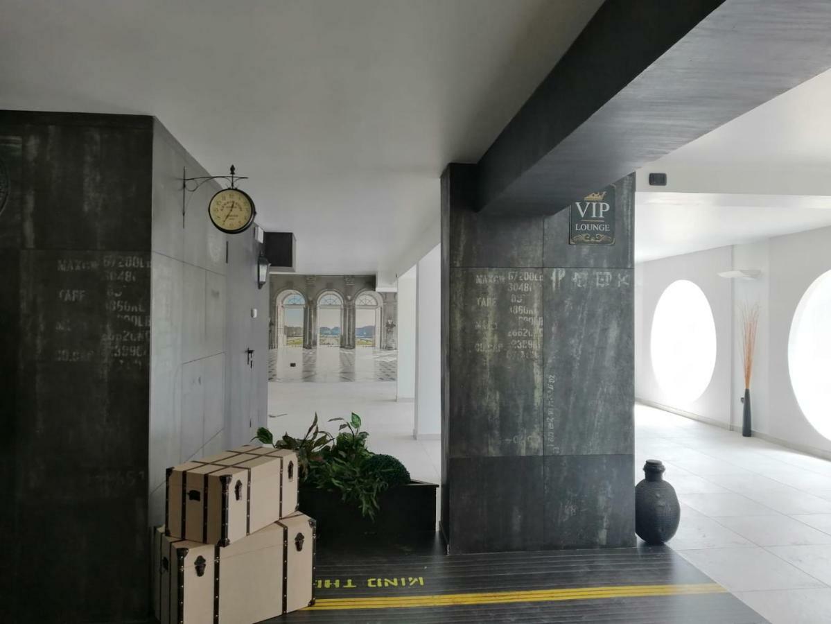 Ahr Hotel Villa Alighieri Stra Bagian luar foto