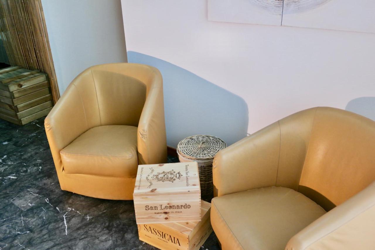 Ahr Hotel Villa Alighieri Stra Bagian luar foto